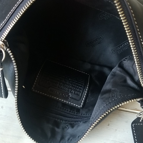 Coach Leather Black Hobo Purse - Picture 8 of 14
